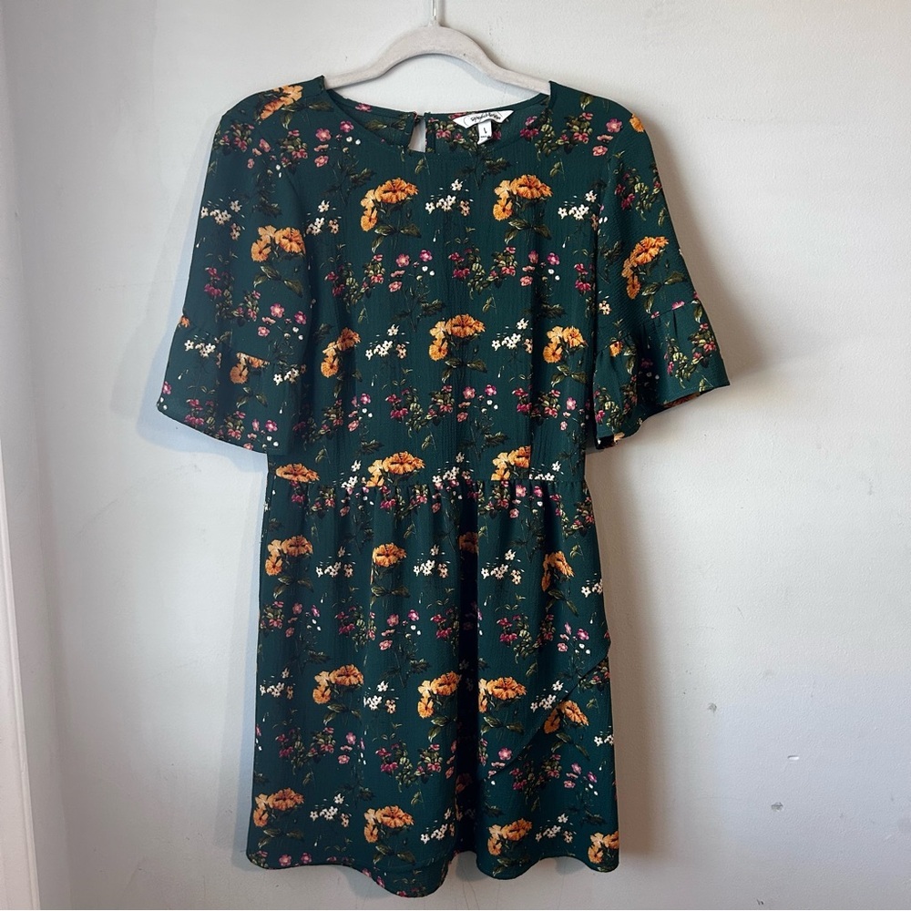 Green Floral Cuff Sleeves Keyhole Back Dress Women’s Sz Large Cottagecore Spring